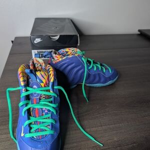 Nike Kids Blue and Green Shoes